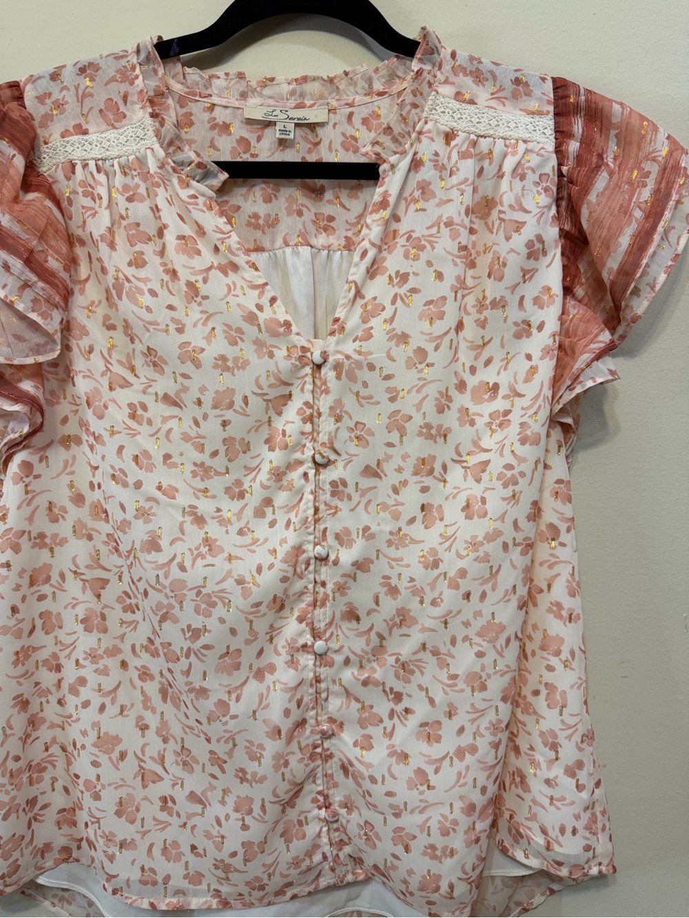Le Lis Peach Floral Ruffle Sleeve Blouse